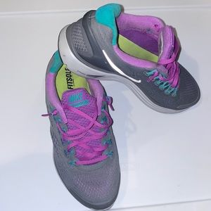NIKE LUNAR GLIDE SIZE 9.5 GRAY PURPLE AND TEAL